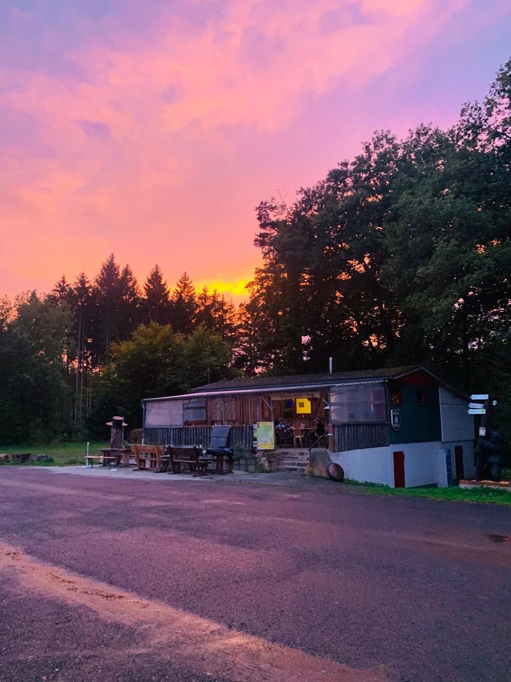 Rothenburghütte bei Sonnenuntergang